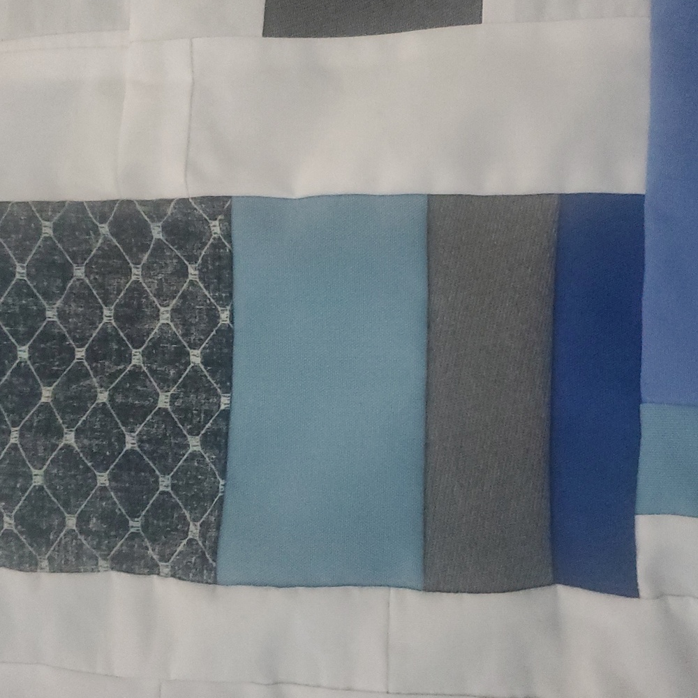 Quilt Queen - Picture 4 of 4